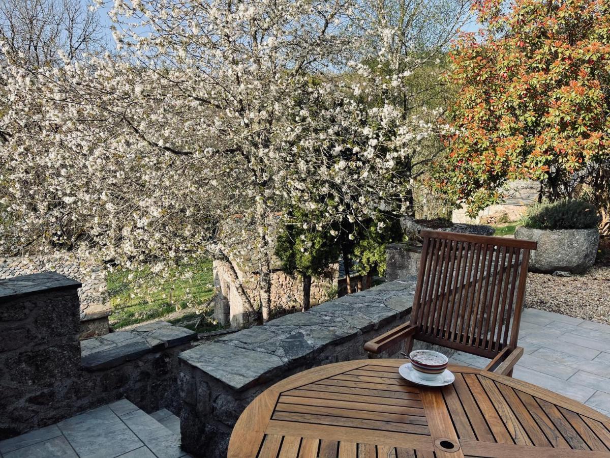 La Maison De Mon Père Le Nayrac Extérieur photo