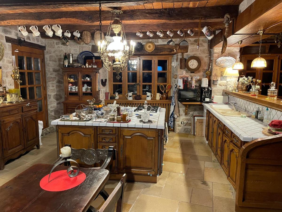 La Maison De Mon Père Le Nayrac Extérieur photo