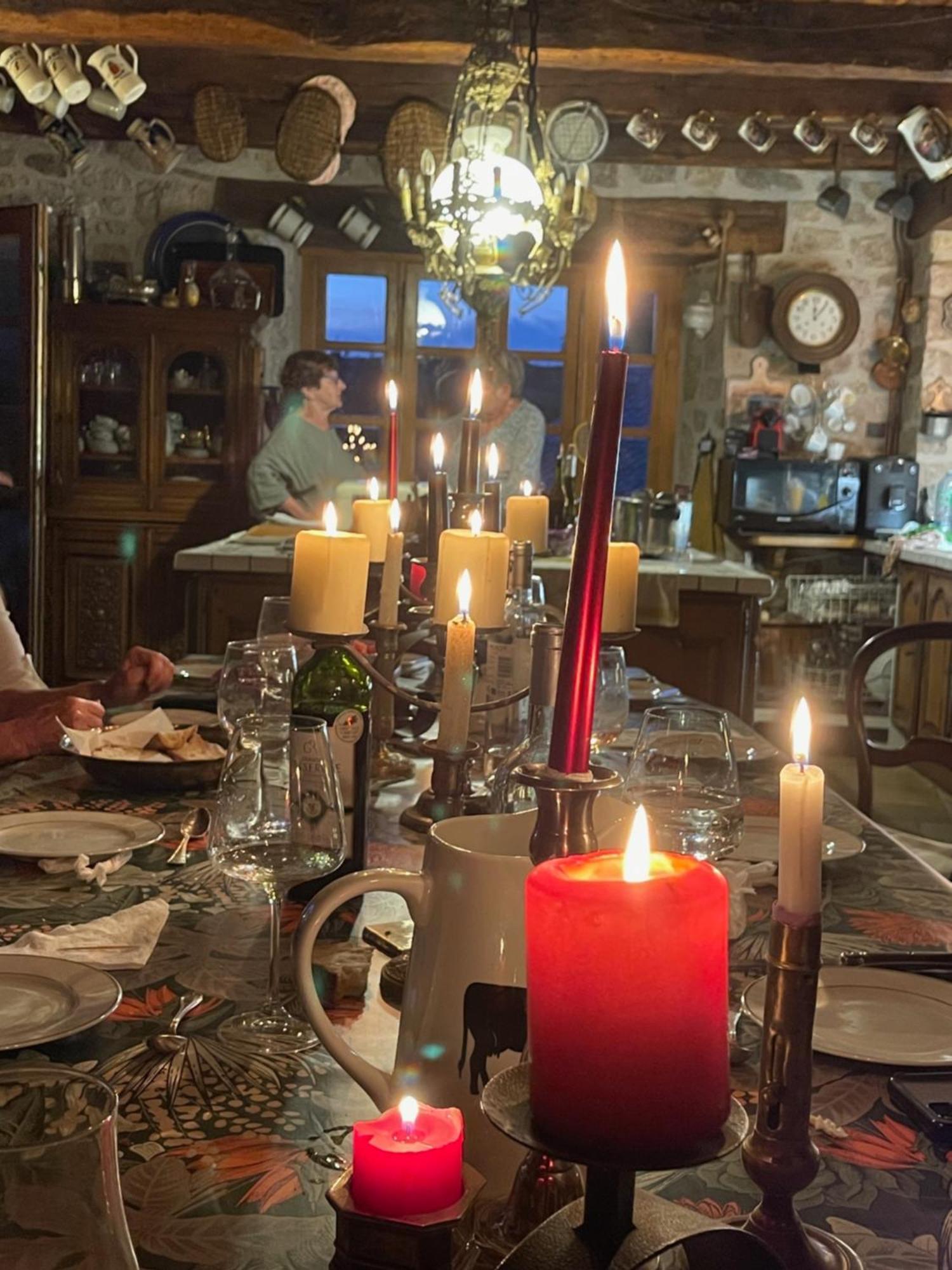 La Maison De Mon Père Le Nayrac Extérieur photo